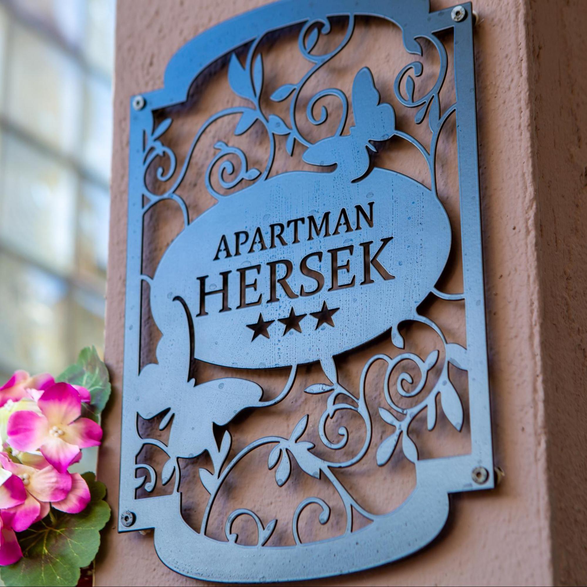 Apartman Hersek Mostar Eksteriør billede